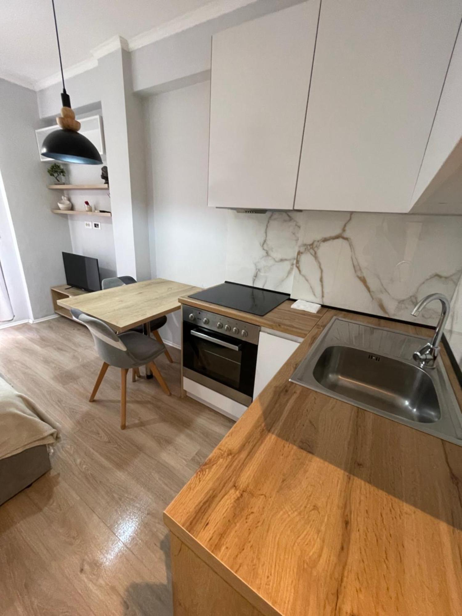 Tirana Sunshine Apartment 外观 照片